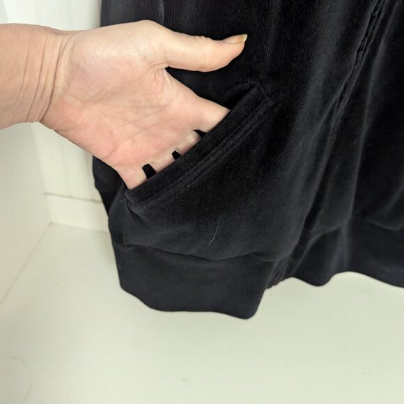 Closet Closing - Picture 3 of 5